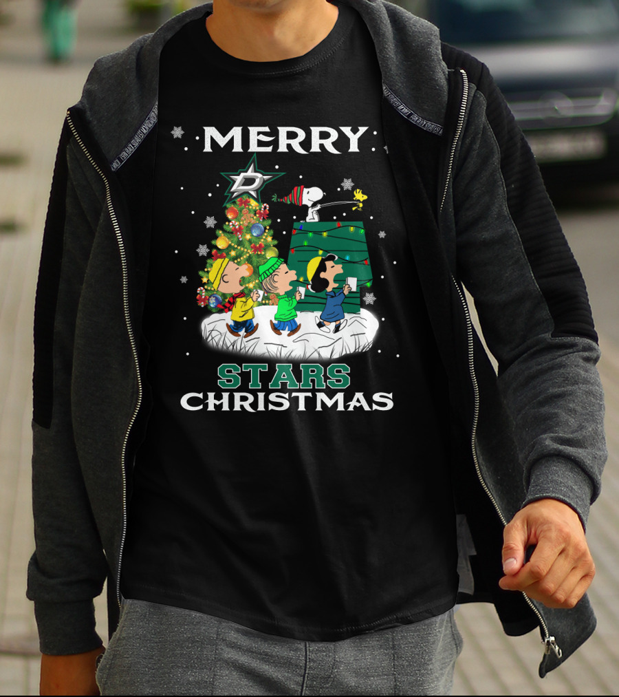 Merry Stars Christmas With Snoopy And Dallas Fans T-Shirt