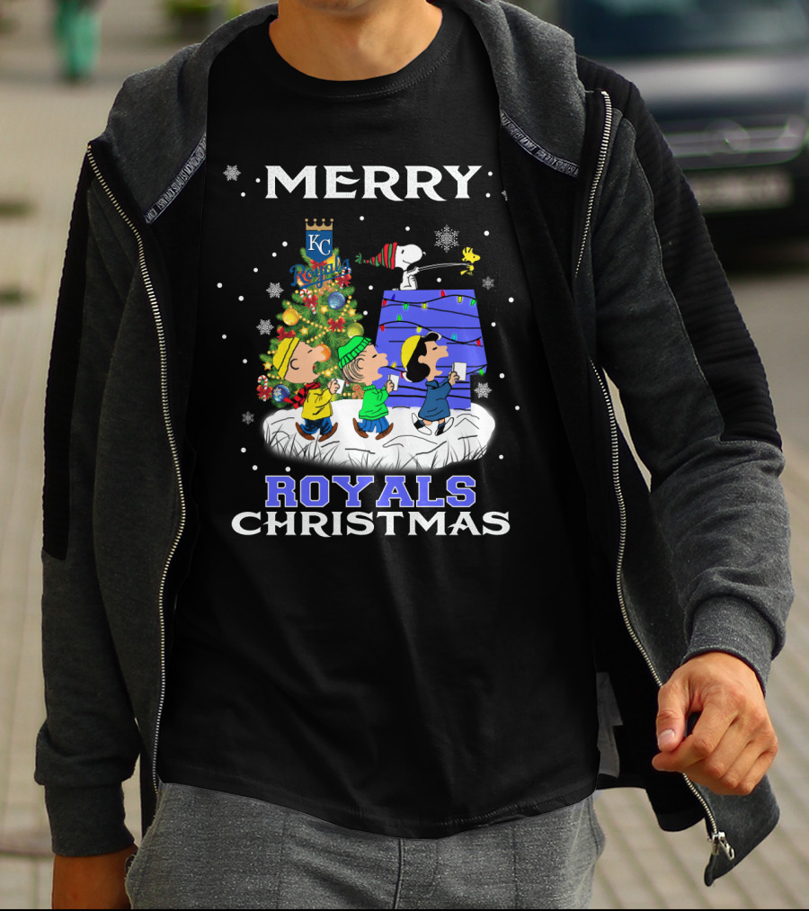 Merry Kansas City Royals Christmas Snoopy Fans T-Shirt