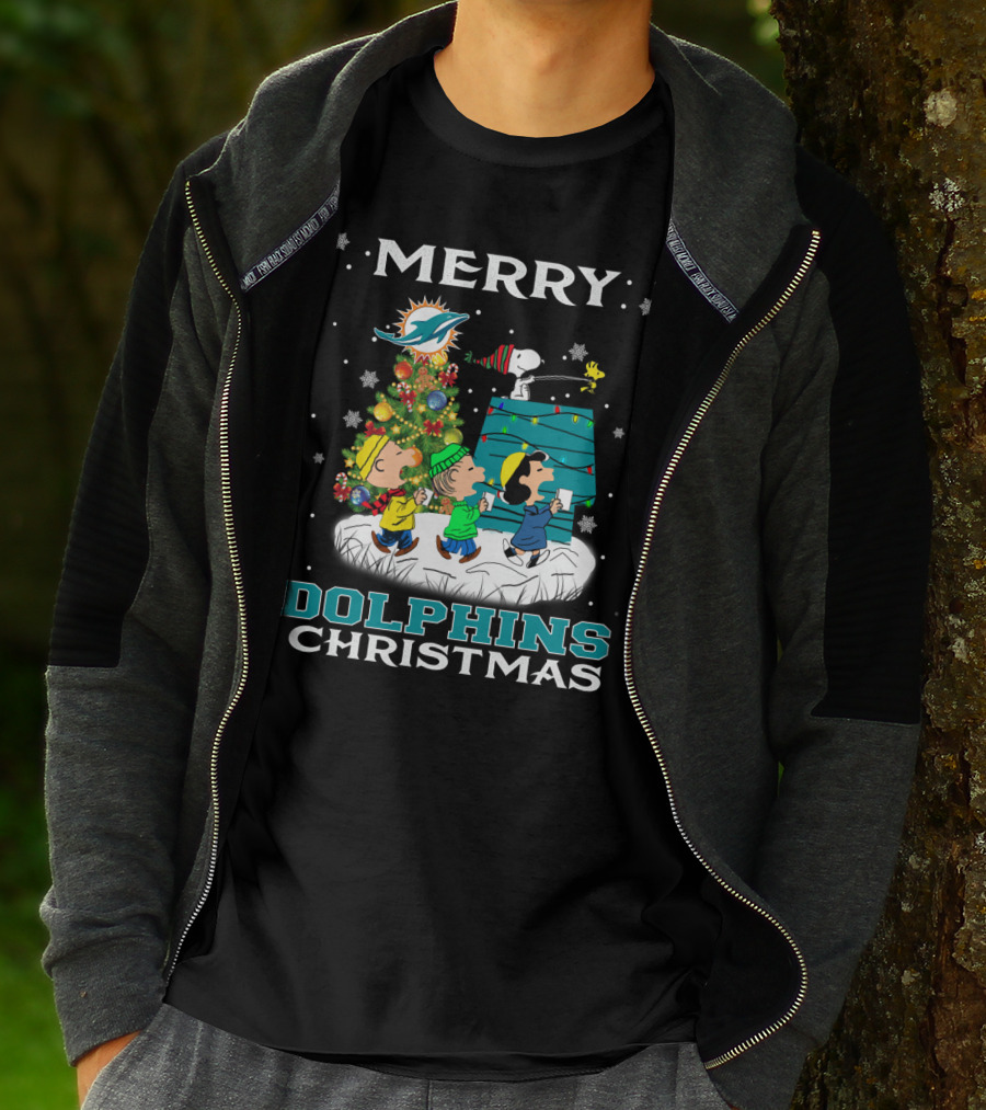 Merry Miami Dolphins Christmas With Snoopy And Friends T-Shirt