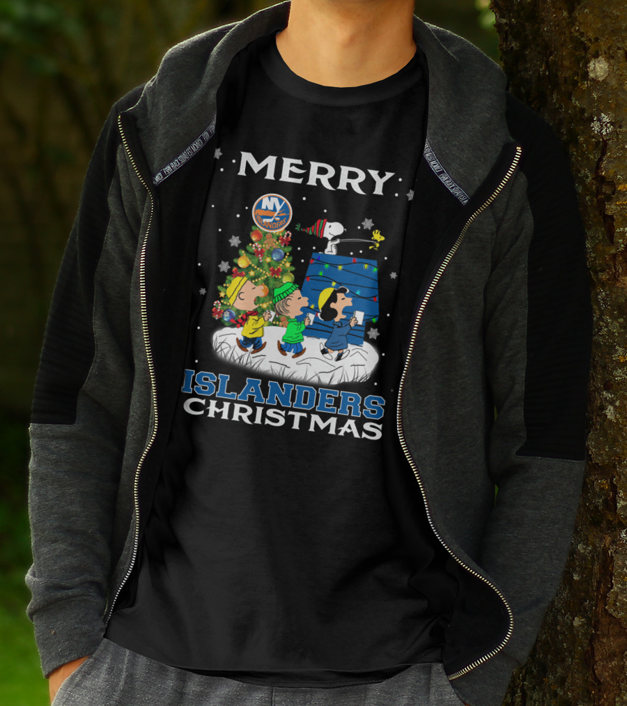 Merry Christmas New York Islanders Snoopy Fans With Peanuts Tree And Lights T-Shirt