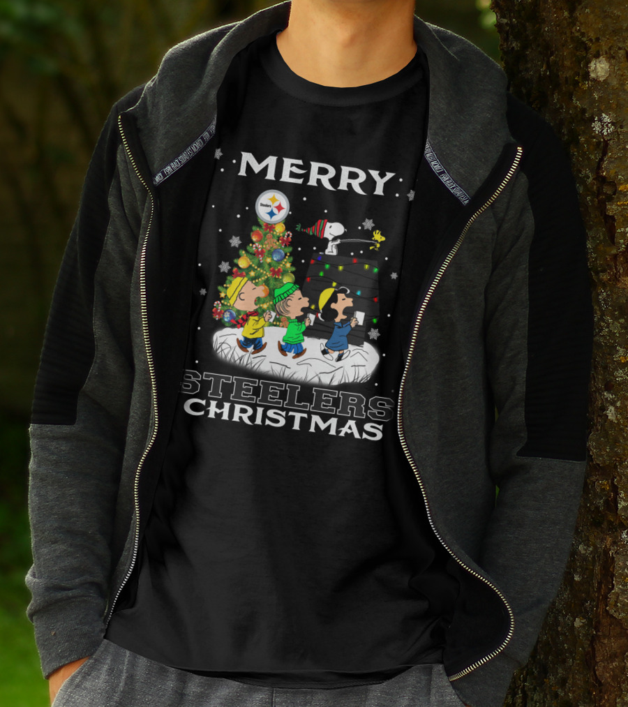Merry Steelers Christmas Snoopy Peanuts Pittsburgh T-Shirt