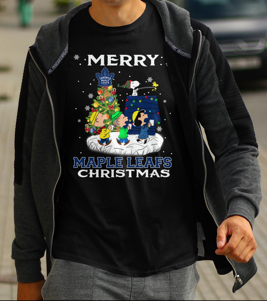 Merry Toronto Maple Leafs Christmas Snoopy And Friends Singing By Tree T-Shirt