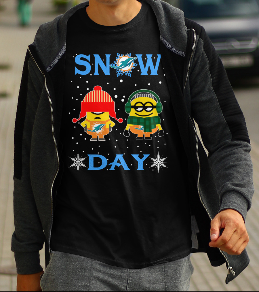 Snow Day Miami Dolphins Minion Fans Winter Fun T-Shirt