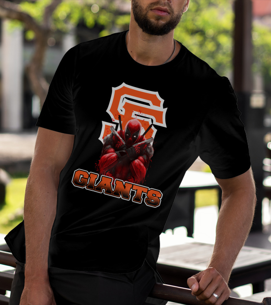 San Francisco Giants Deadpool Crossover Fans T-Shirt