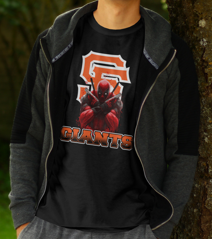 San Francisco Giants Deadpool Crossover Fans T-Shirt