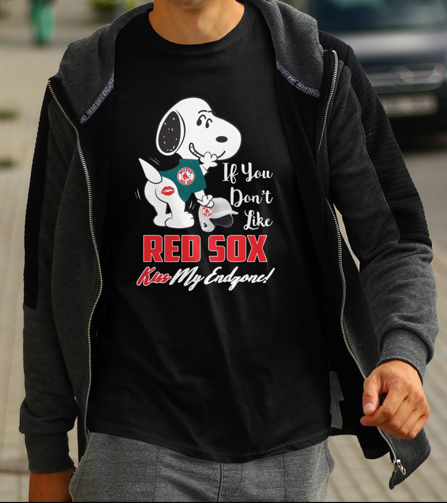 Snoopy If You Don't Like Boston Red Sox Kiss My Endzone T-Shirt