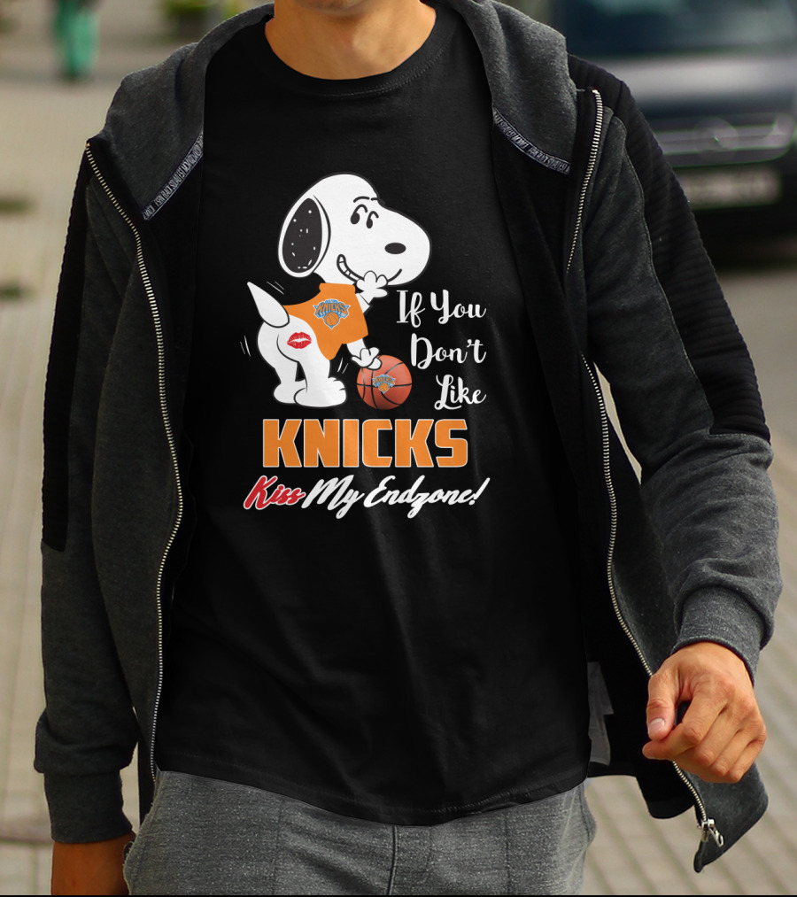If You Don't Like Knicks Kiss My Endzone Snoopy And New York Knicks T-Shirt