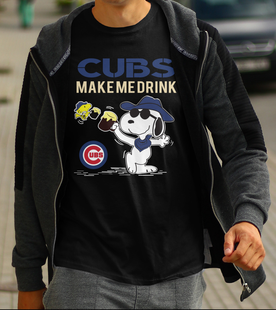 Cubs Make Me Drink Snoopy Chicago Cubs Fans T-Shirt