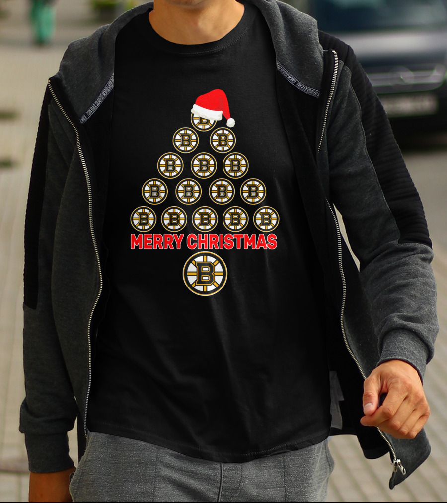 Merry Christmas Boston Bruins Tree Santa Hat T-Shirt