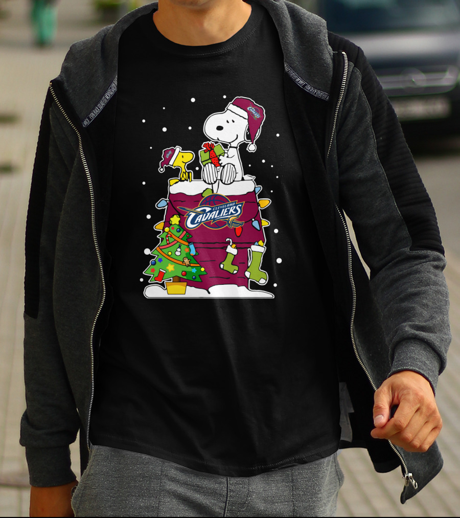 Cleveland Cavaliers Snoopy Christmas Peanuts Basketball Holiday T-Shirt