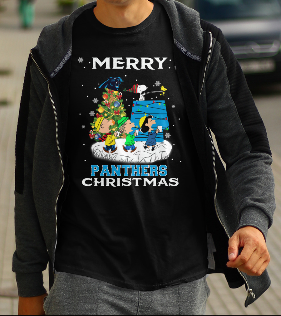 Merry Carolina Panthers Christmas Snoopy Peanuts Fans T-Shirt