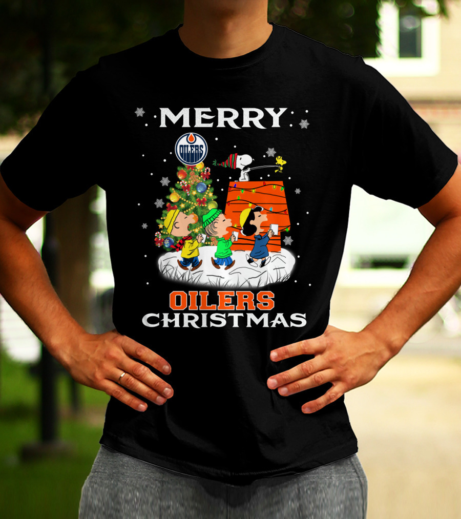 Merry Edmonton Oilers Christmas With Snoopy And Peanuts Characters T-Shirt