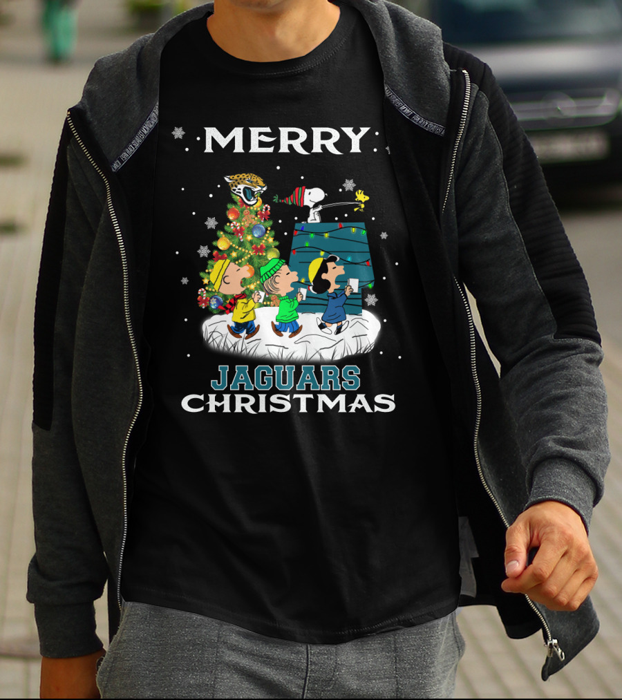 Merry Jaguars Christmas Snoopy And Peanuts Holiday Scene T-Shirt