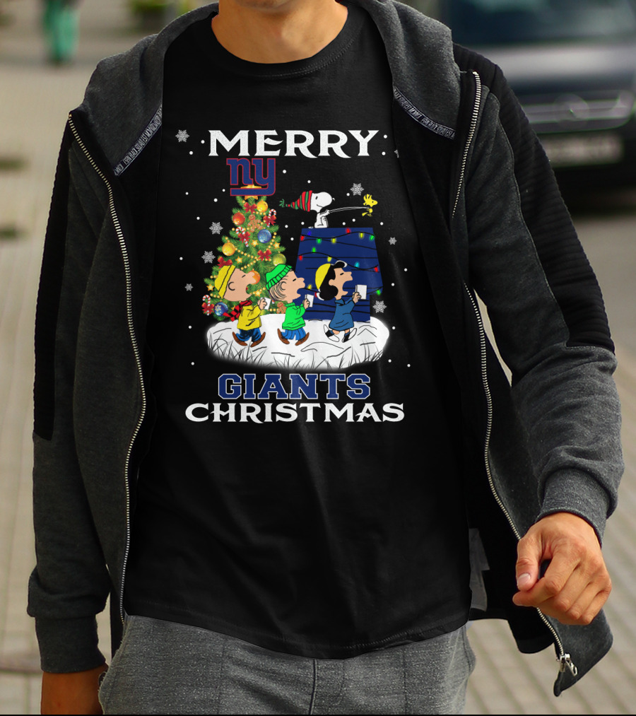 Merry Ny Giants Christmas Snoopy Fans T-Shirt