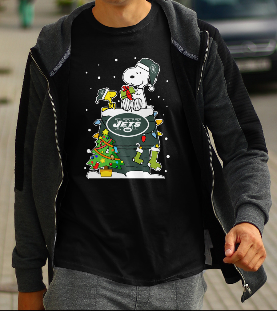 Snoopy And Woodstock Celebrate New York Jets Christmas T-Shirt
