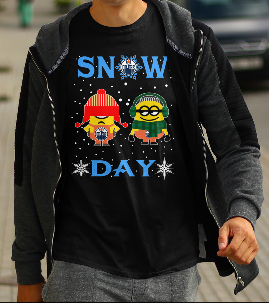 Snow Day With Edmonton Oilers Minion Characters T-Shirt