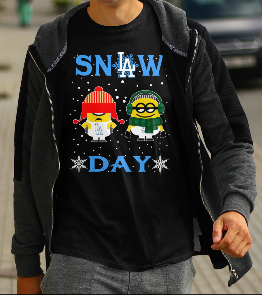 Snow Day Minions Wearing Los Angeles Dodgers Winter Gear T-Shirt