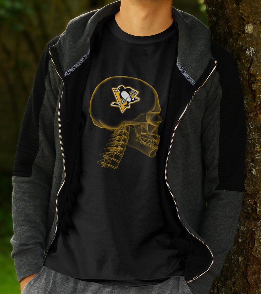X-Ray Skull With Pittsburgh Penguins Hockey Logo Inside Brain T-Shirt