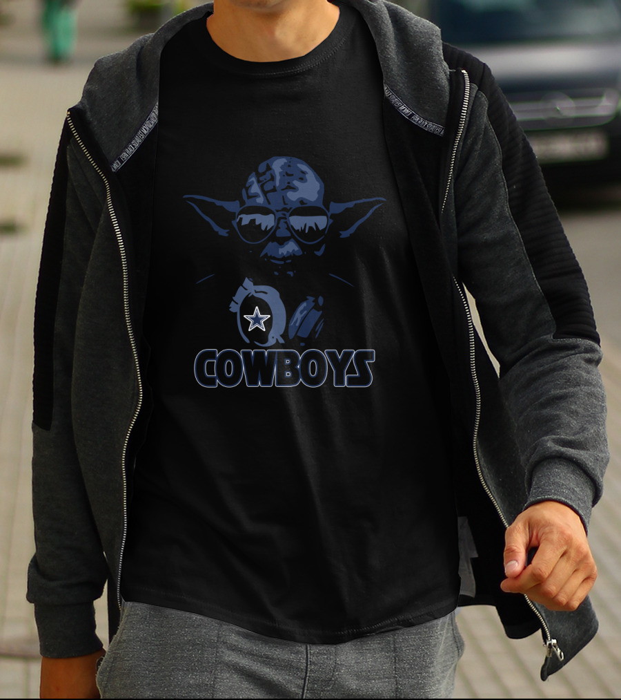 Yoda Star Wars Dallas Cowboys Fan Mashup With Star T-Shirt