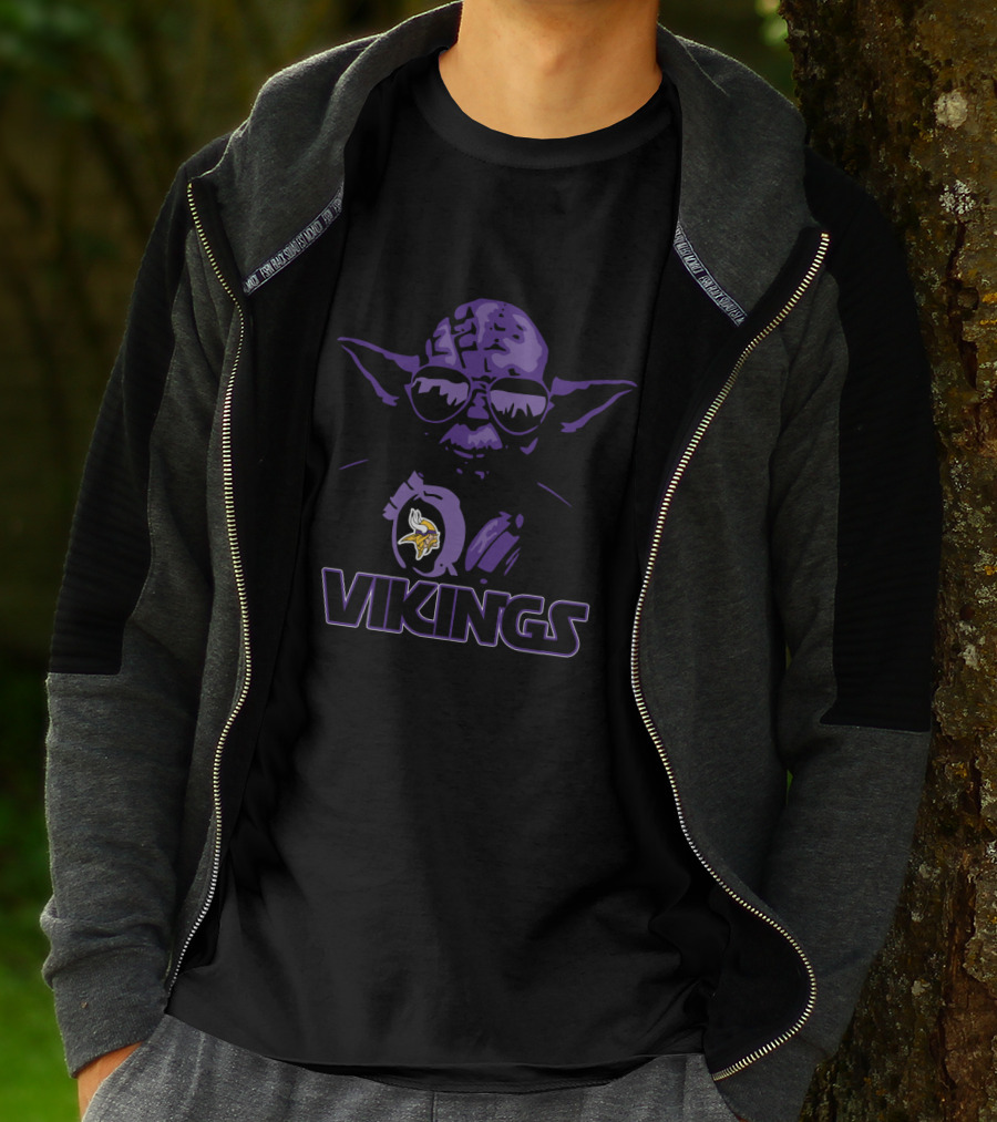 Yoda Star Wars Minnesota Vikings Fans T-Shirt
