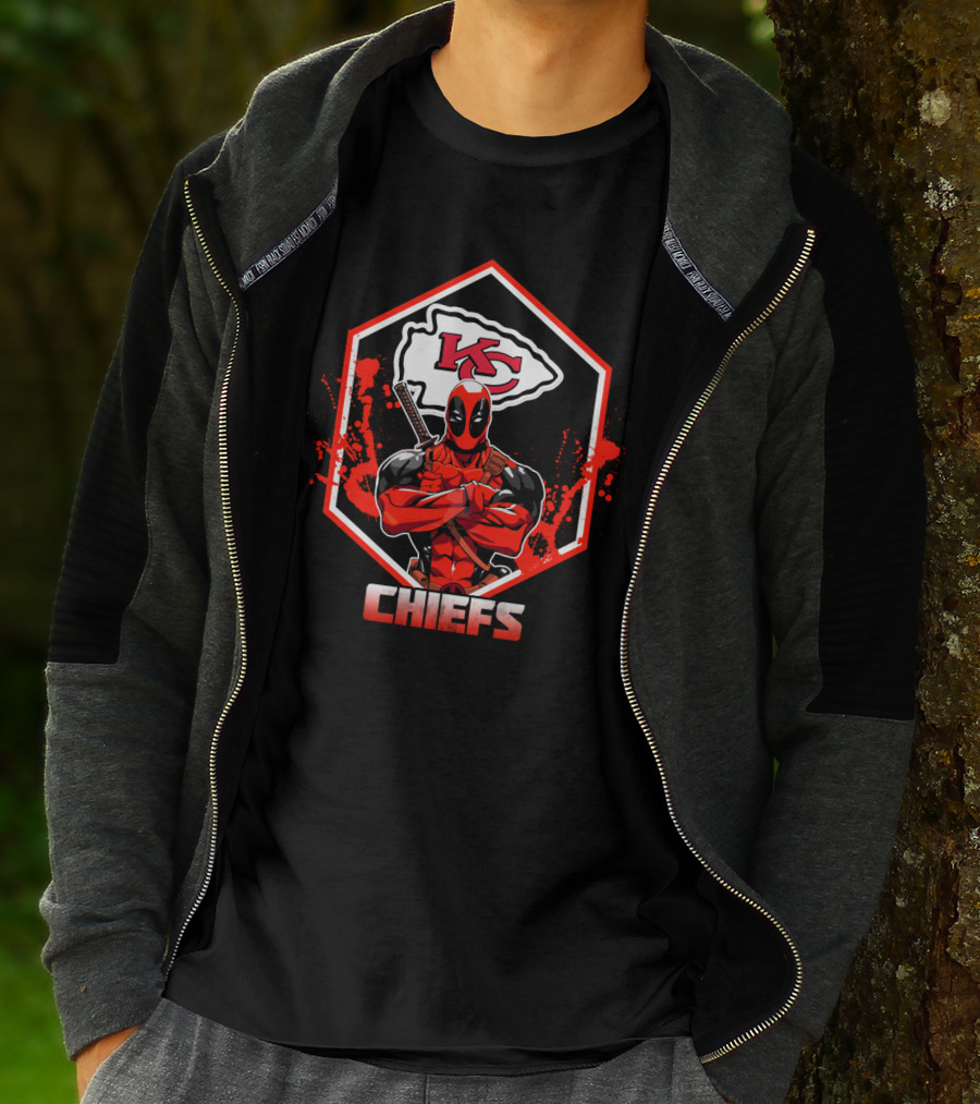 Deadpool Chiefs Kc Fans T-Shirt