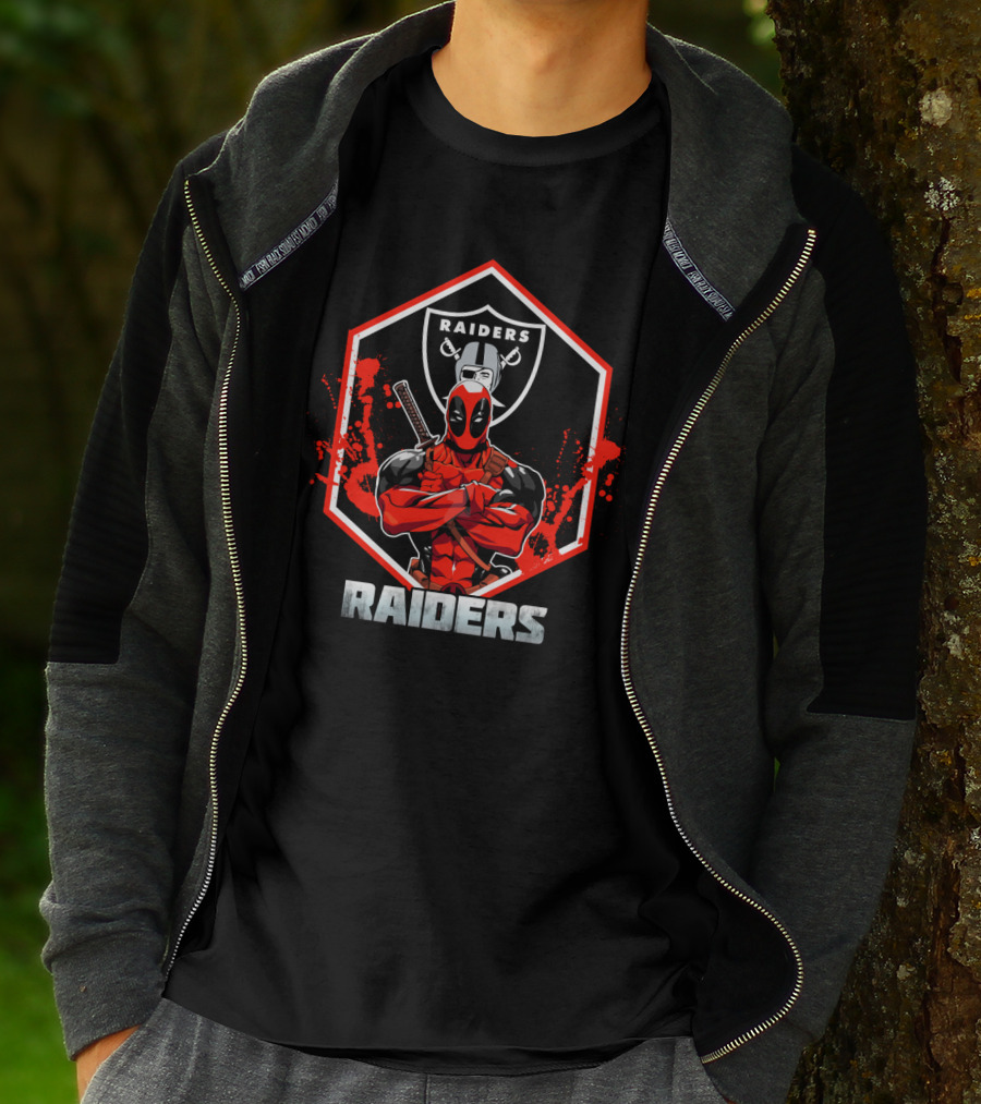 Raiders Deadpool Crossover For Oakland Fans T-Shirt