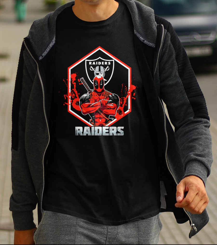 Raiders Deadpool Crossover For Oakland Fans T-Shirt