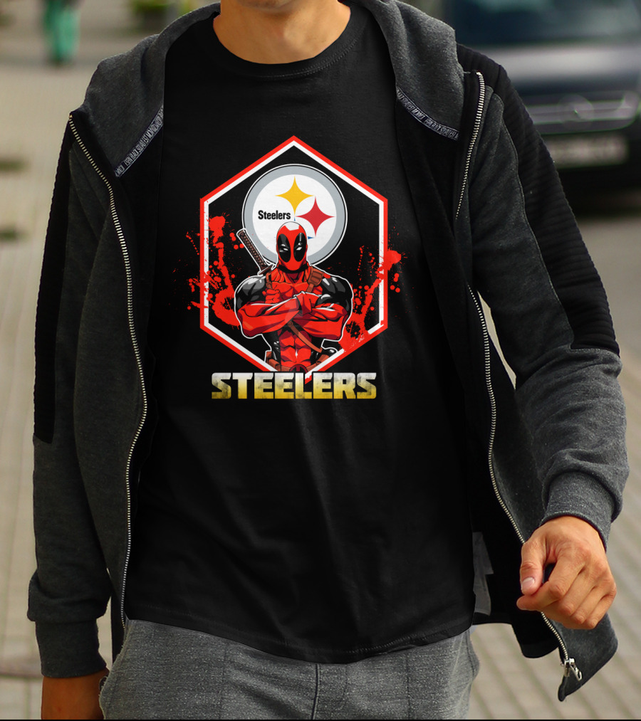 Deadpool Steelers Fans Comic Crossover T-Shirt