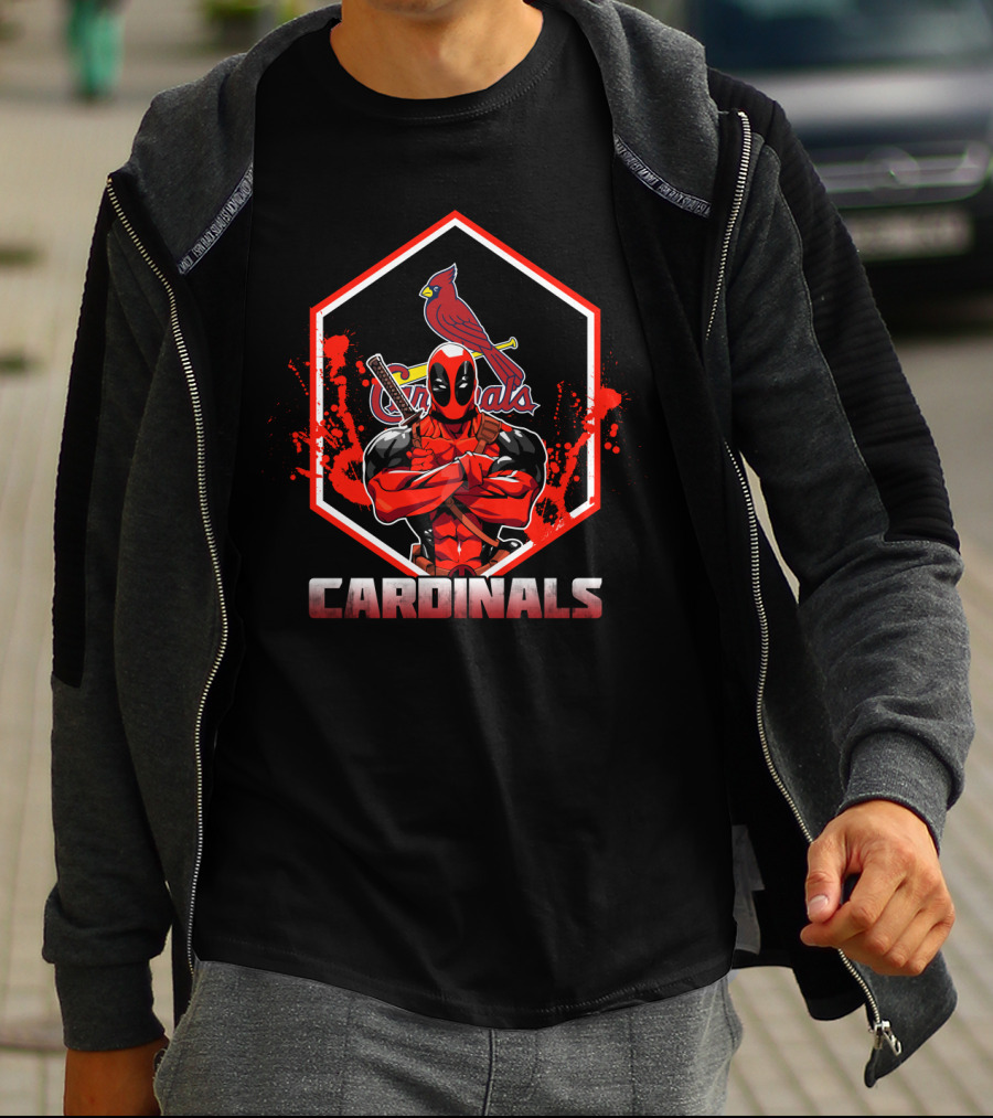 Deadpool Cardinals MLB St. Louis Fans Iconic Crossover Emblem T-Shirt