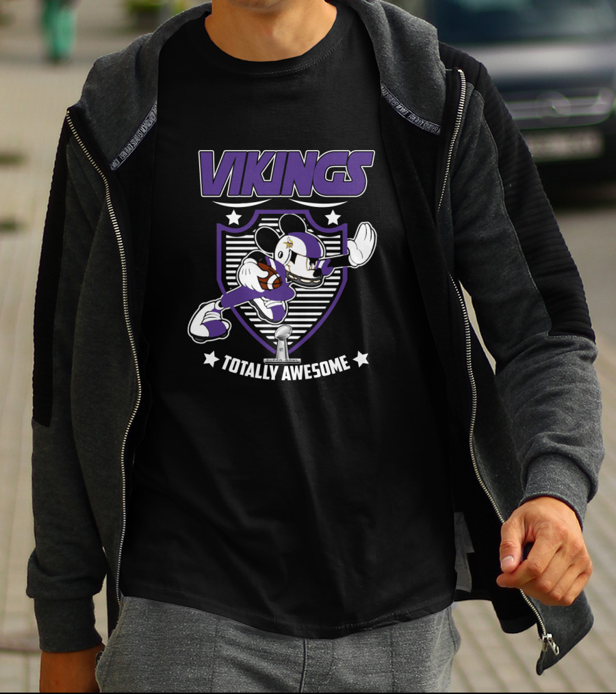 Vikings Totally Awesome Minnesota Fans T-Shirt