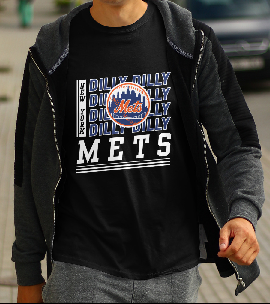 New York Mets Dilly Dilly Baseball Skyline T-Shirt