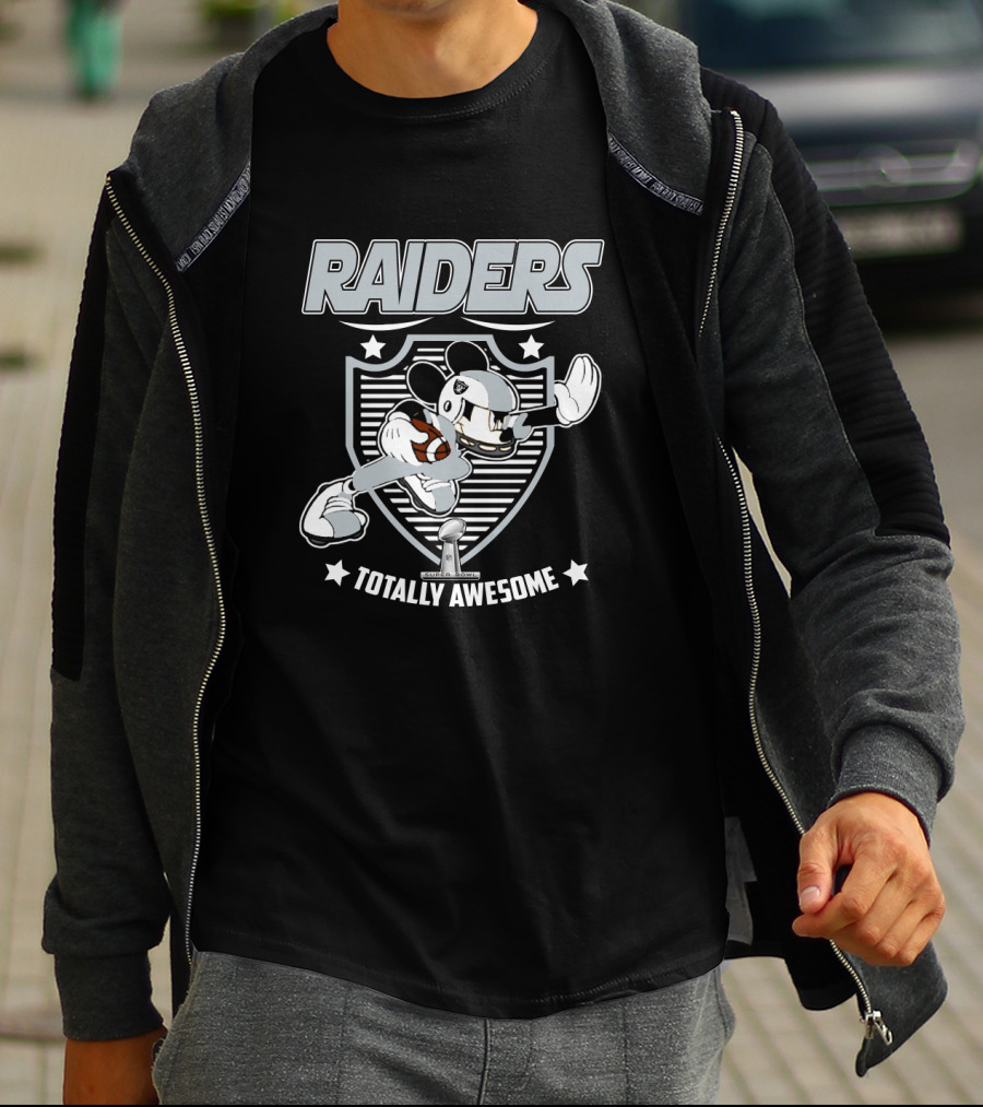 Raiders Mickey Totally Awesome T-Shirt