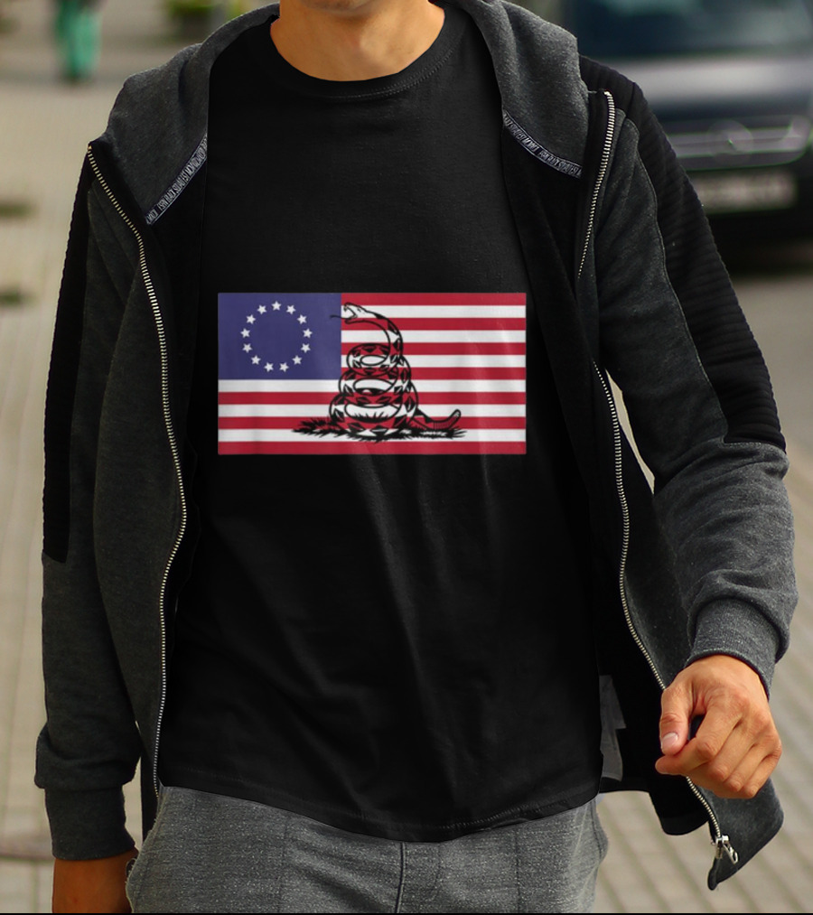 Betsy Ross Flag Combined With Gadsden Snake Icon 13 Star Colonial American Symbolism T-Shirt