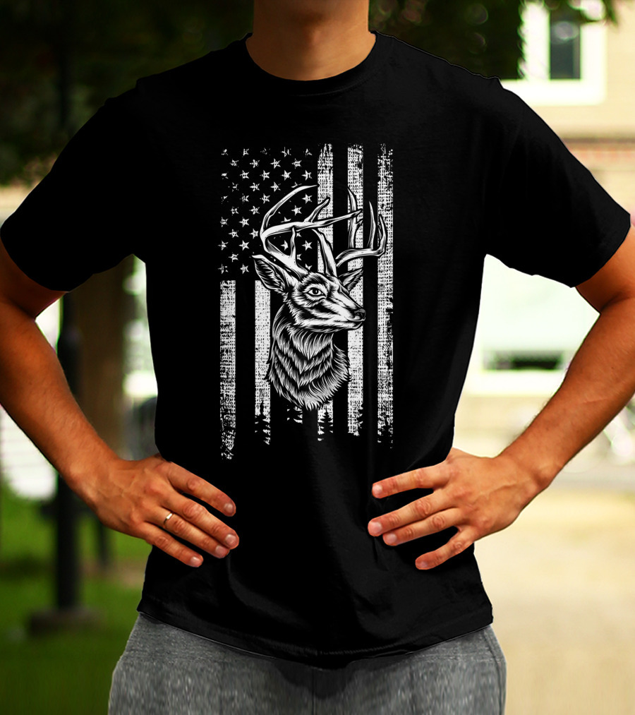 Deer Hunting Hunter Deer Head Antler With American Flag Background T-Shirt