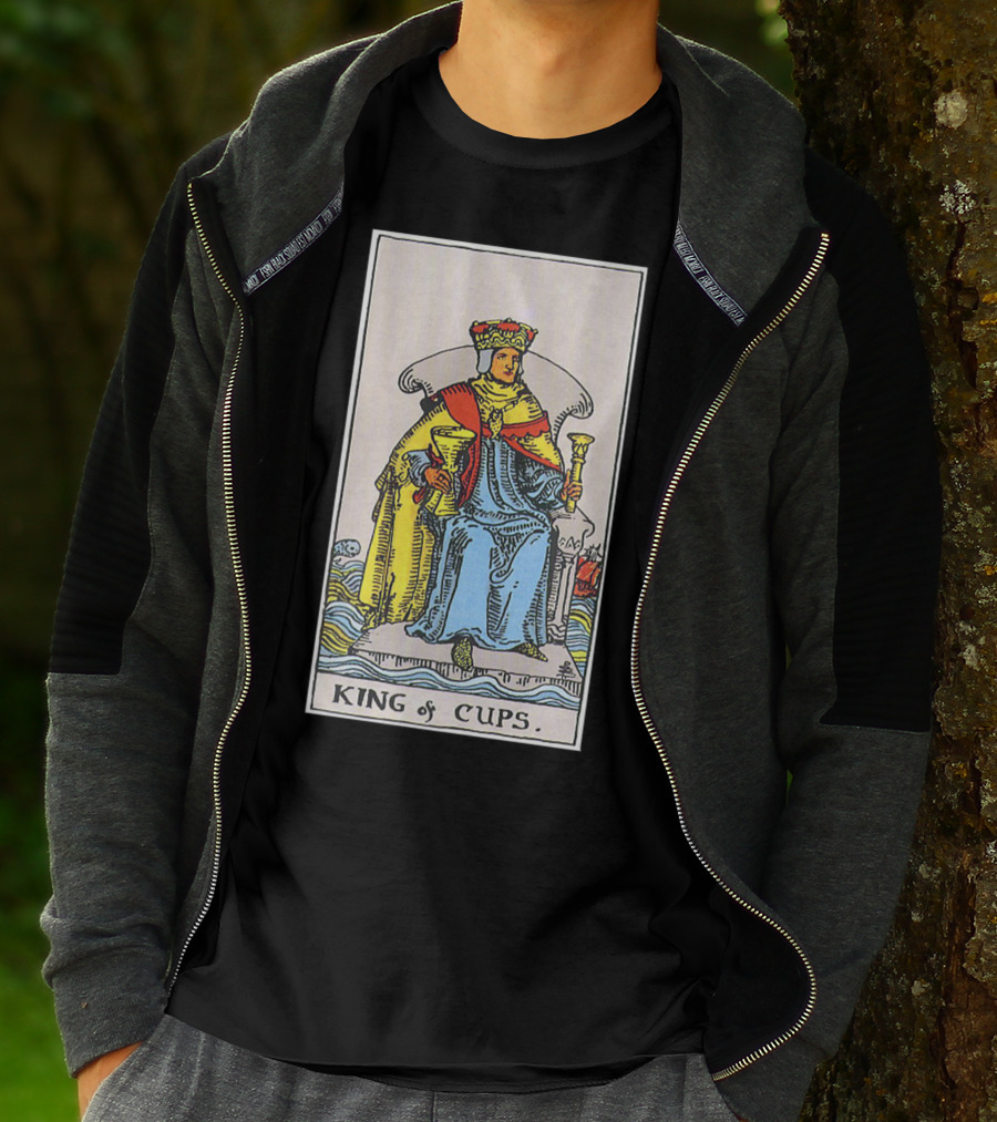 King Of Cups Tarot Card Ruler Element Water Symbolism T-Shirt