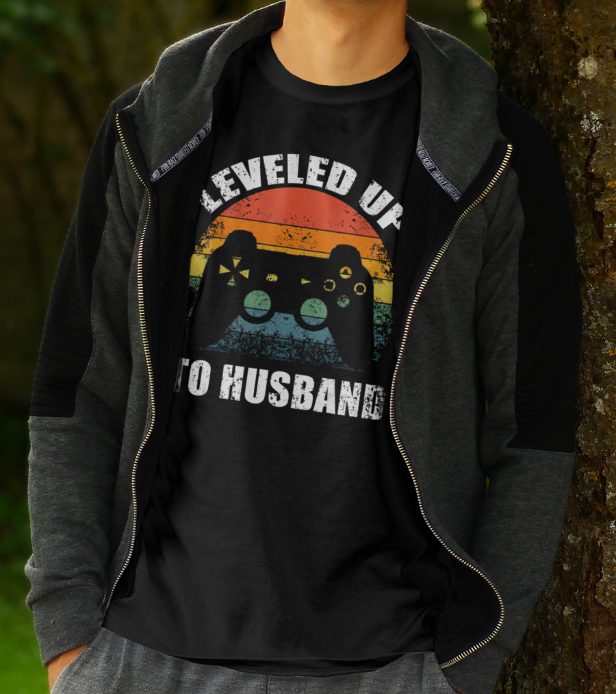 Leveled Up To Husband Retro Video Game Controller Wedding Announcement T-Shirt