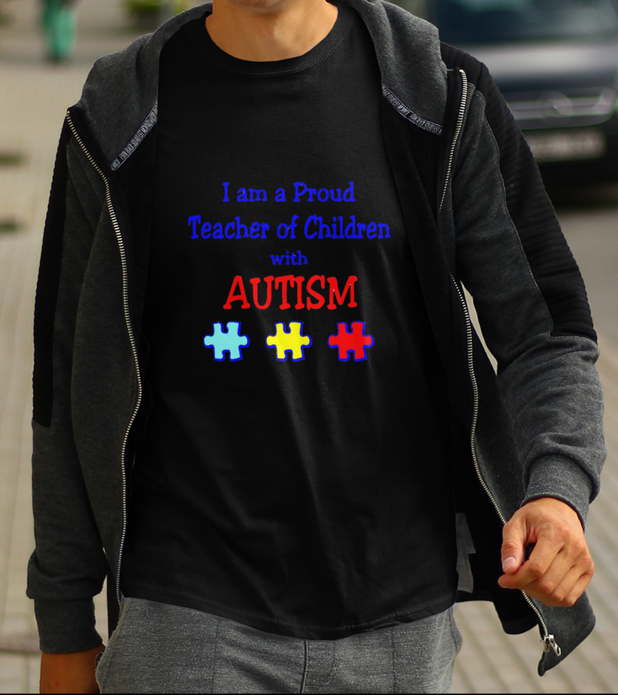 Proud Teacher Of Children With Autism Featuring Autism Puzzle Pieces T-Shirt
