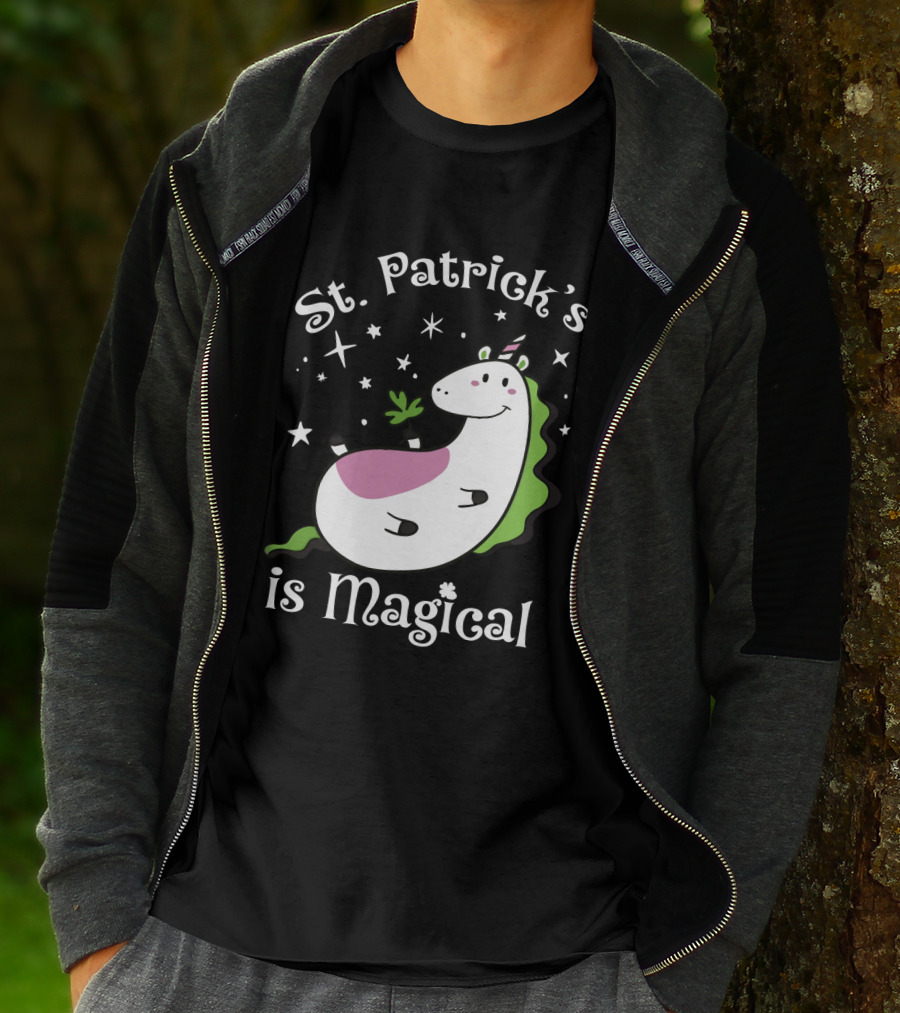 St. Patrick's Is Magical Shamrock Unicorn With Stars And Green Mane T-Shirt