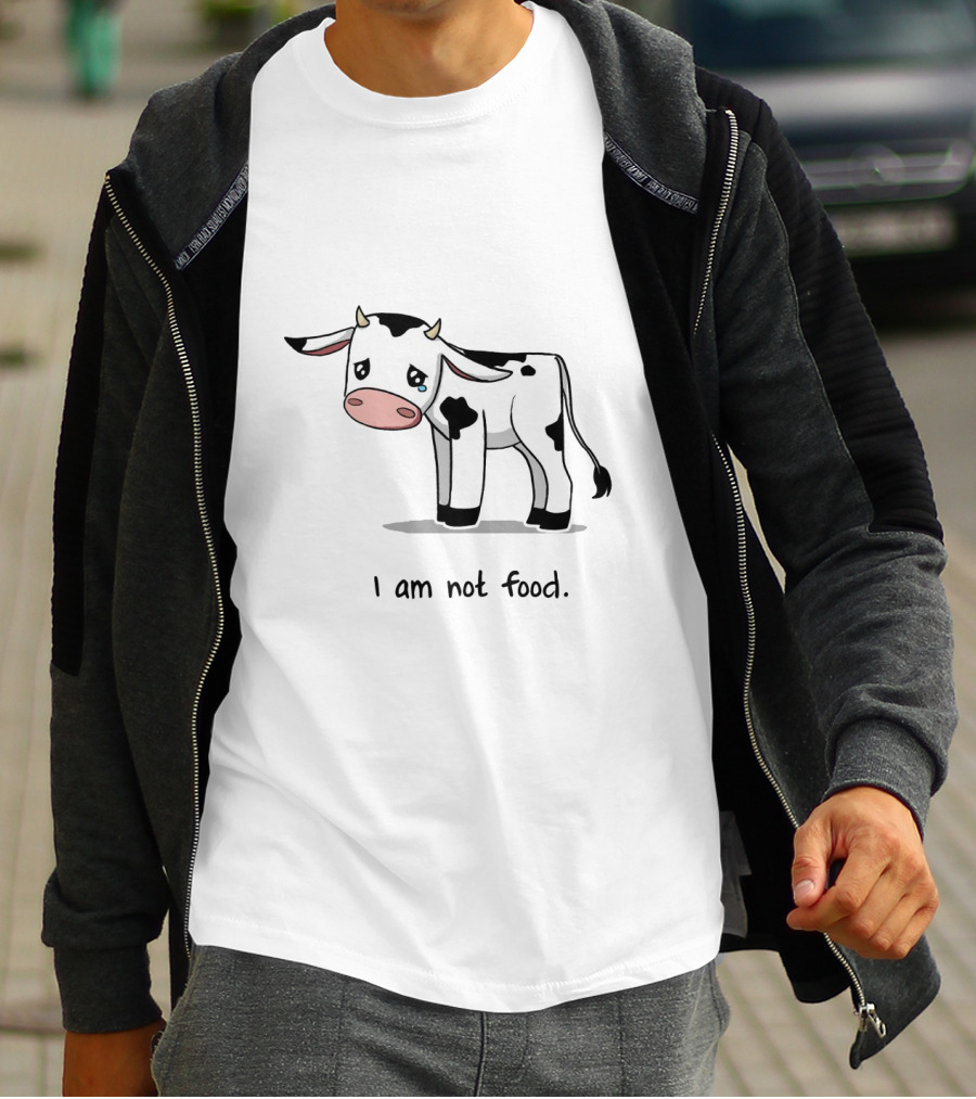 Cute Cartoon Cow I Am Not Food Funny T-Shirt