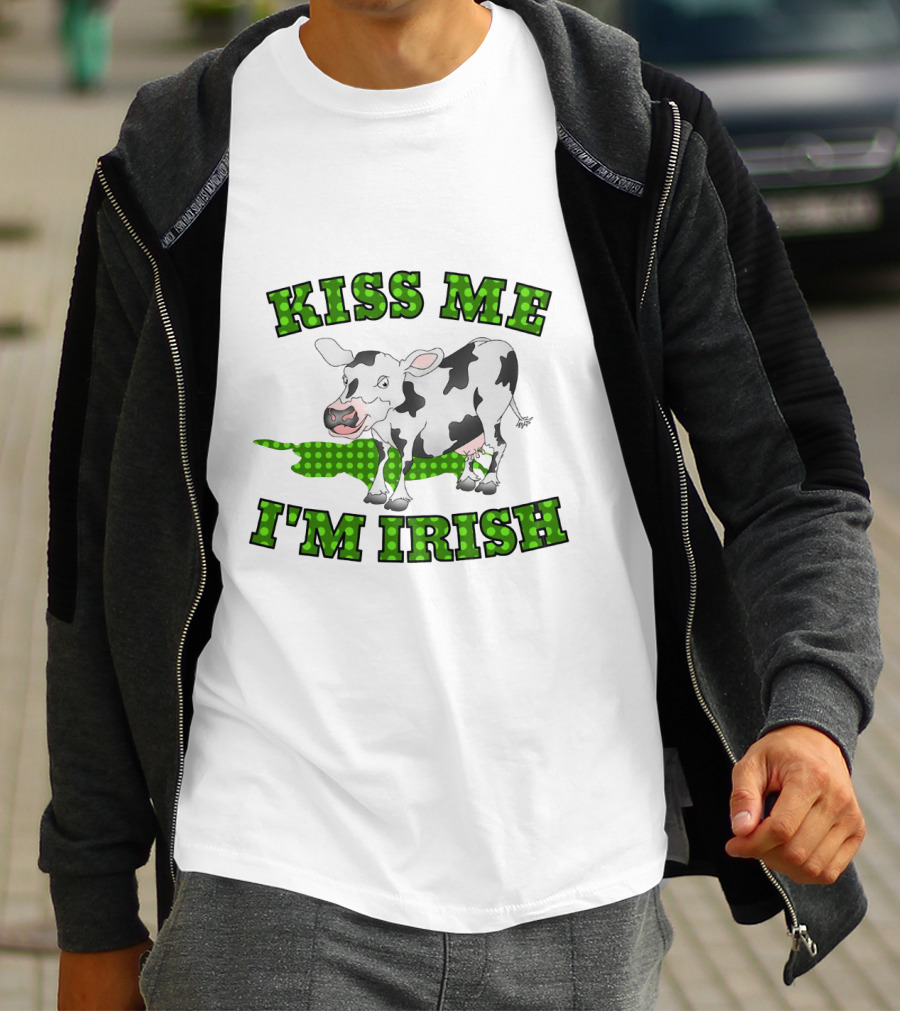 Kiss Me I'm Irish Cow With Green Polka Dot Accents T-Shirt