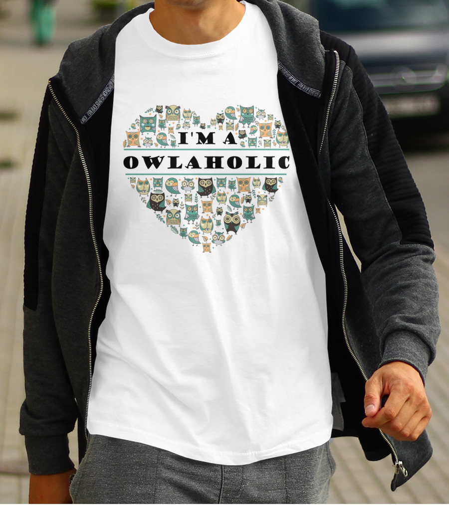 Heart-Shaped Owl Pattern I'm A Owlaholic T-Shirt