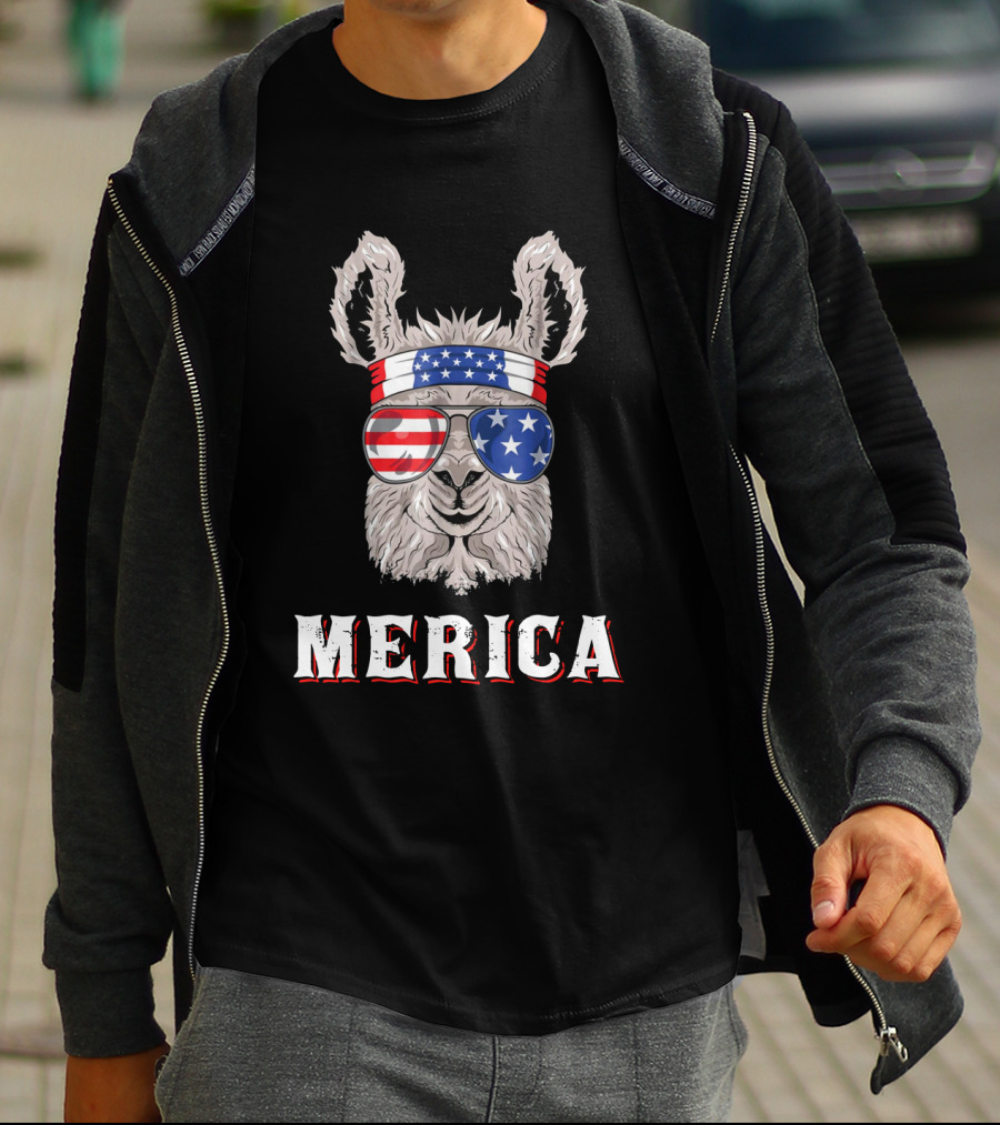 Llamerica Merica American Llama In Stars And Stripes Bandana And Sunglasses T-Shirt