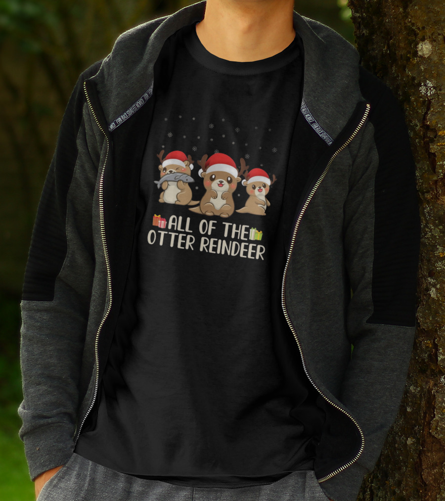 All Of The Otter Reindeer Santa Hats Holiday Snowflakes T-Shirt