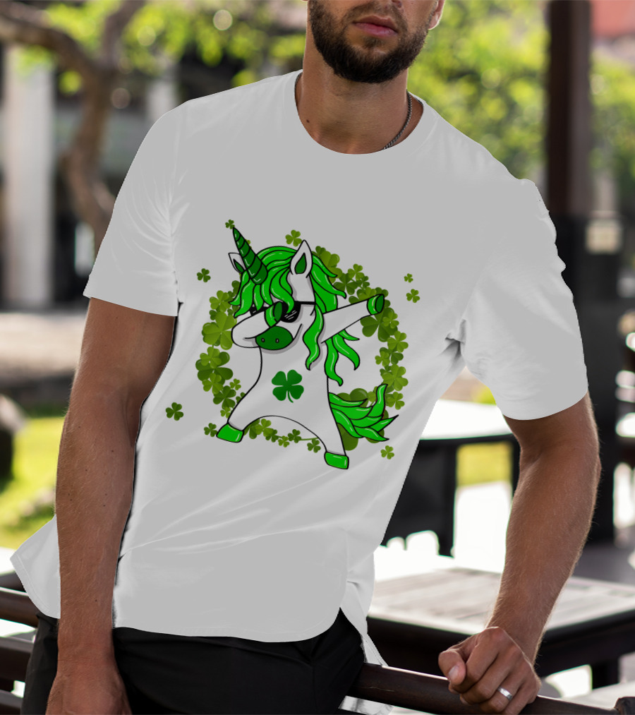 St. Patrick's Day Clover Unicorn Dabbing With Shamrock Mane Surrounded By Green Clovers T-Shirt