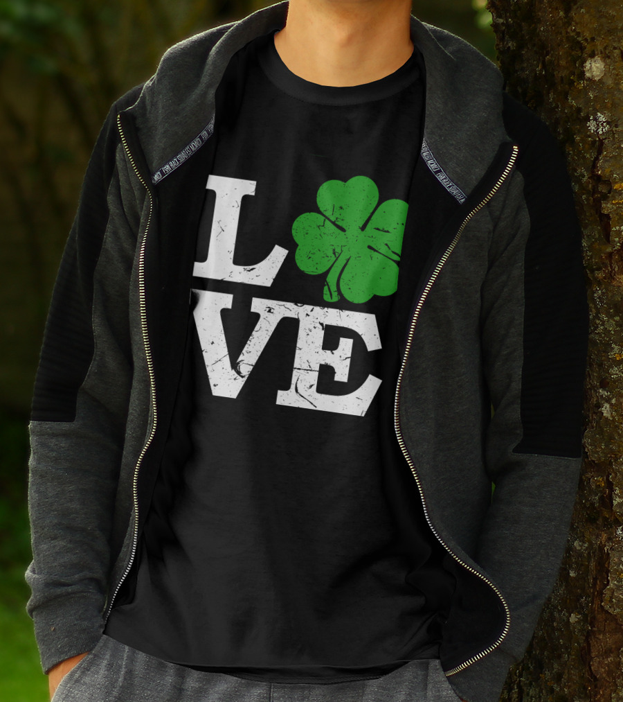 St. Patrick's Day Love With Shamrock T-Shirt