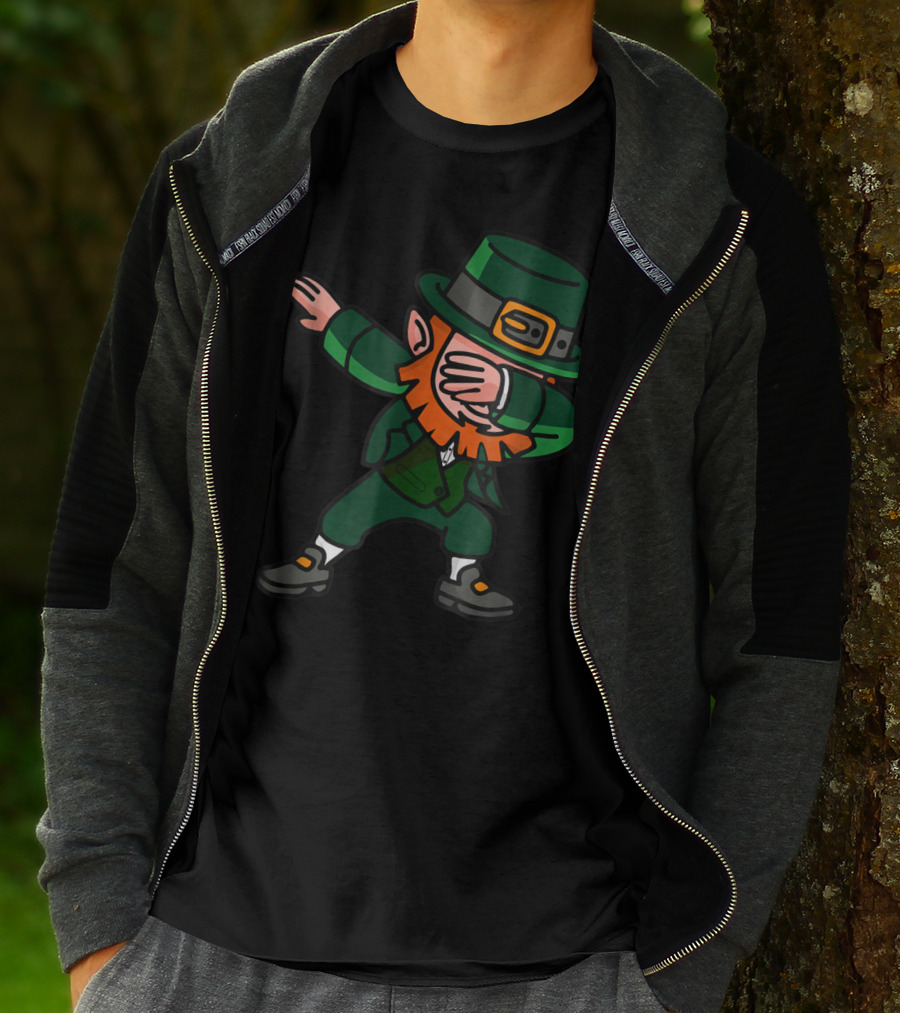 Dabbing Leprechaun Irish Dance Move Green Hat T-Shirt