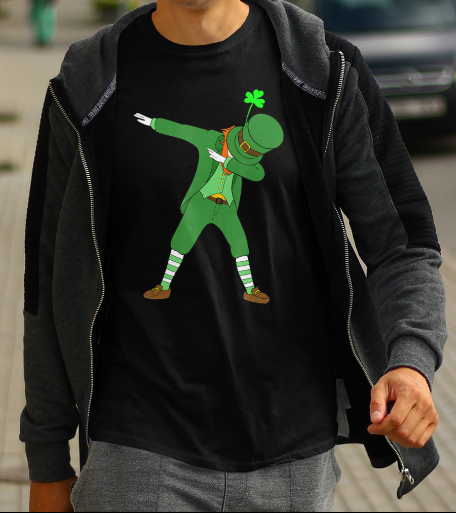 Dabbing Leprechaun St Patricks Day Boys Dab Shamrock Hat T-Shirt