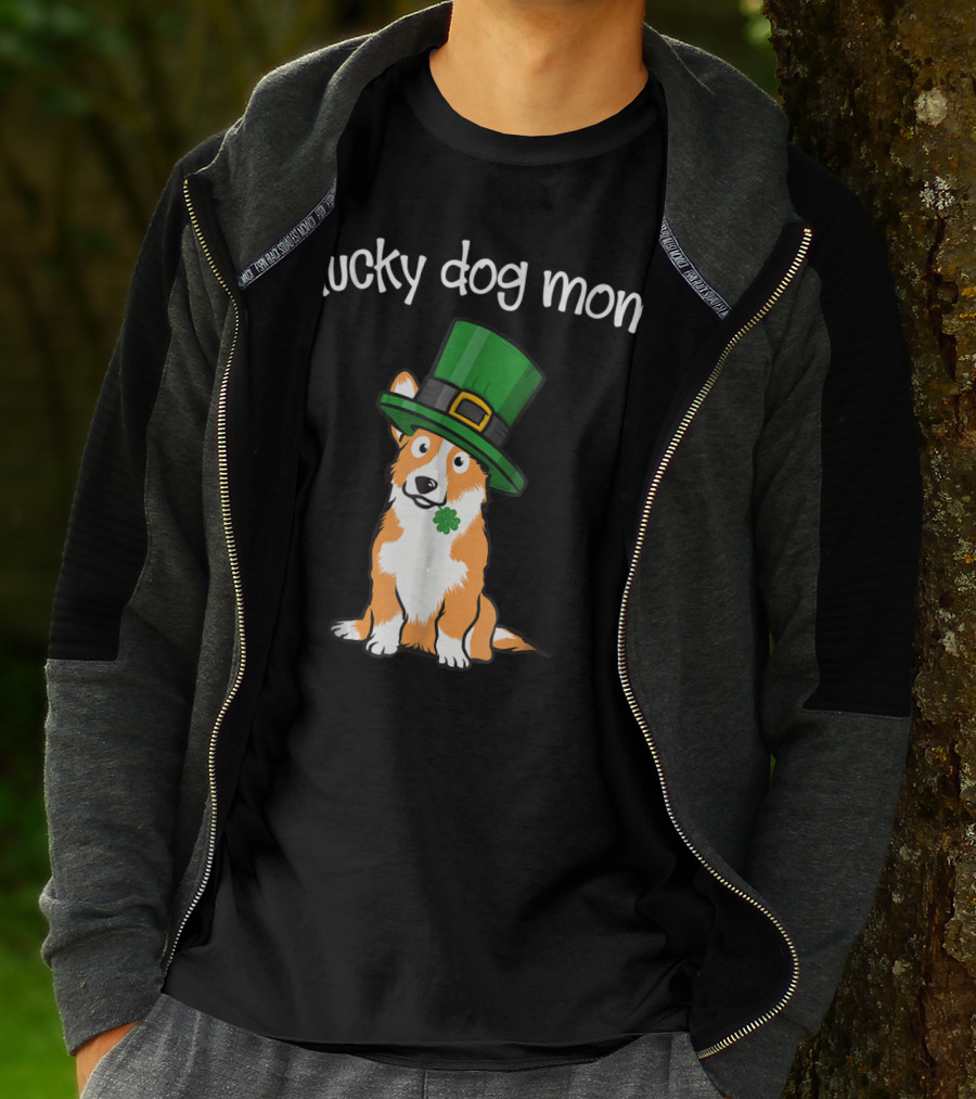 Lucky Dog Mom St Patricks Day Corgi T-Shirt