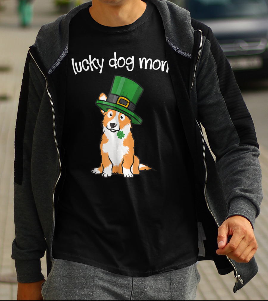 Lucky Dog Mom St Patricks Day Corgi T-Shirt