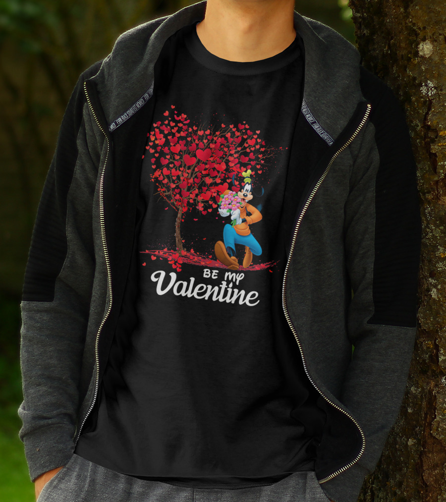 Goofy Be My Valentine Heart Tree T-Shirt